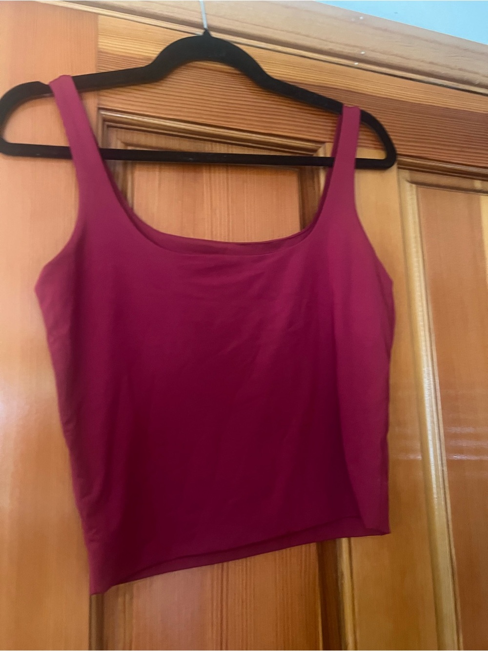 Women's Stretch Scoop Tank crop Top in Raspberry
